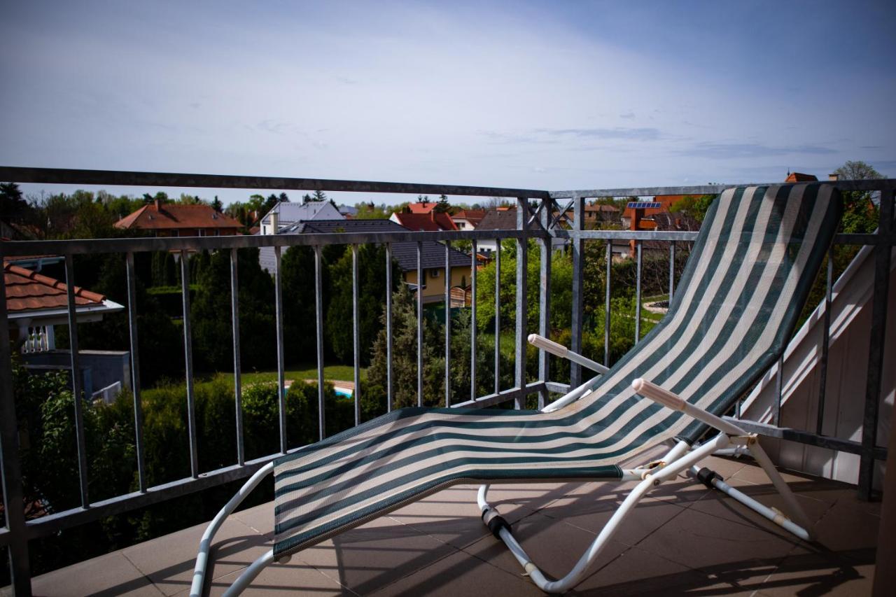 Nefelejcs Apartmanhaz Gyenesdiás エクステリア 写真