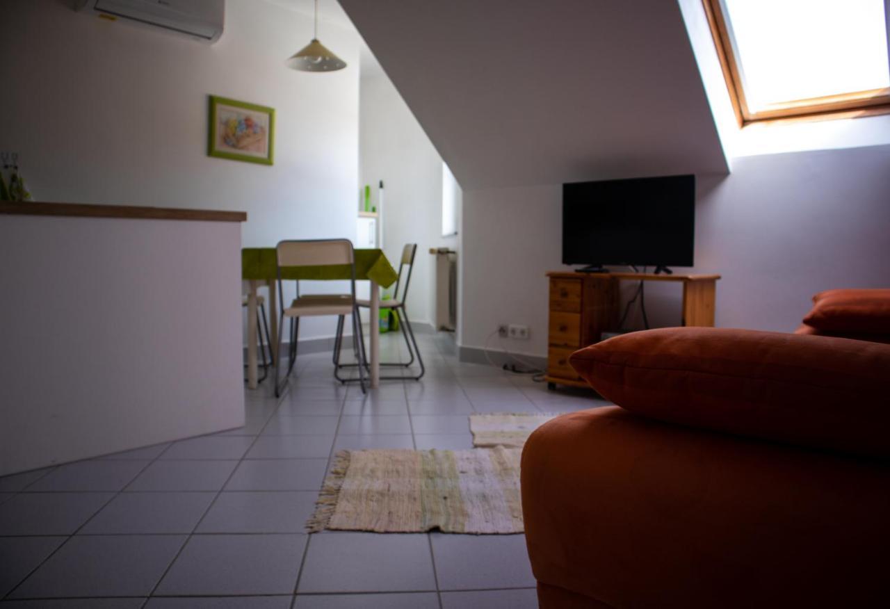 Nefelejcs Apartmanhaz Gyenesdiás エクステリア 写真