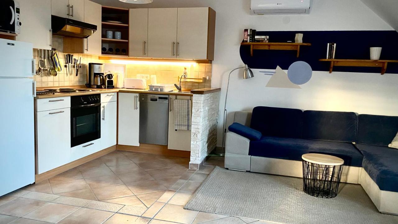 Nefelejcs Apartmanhaz Gyenesdiás エクステリア 写真